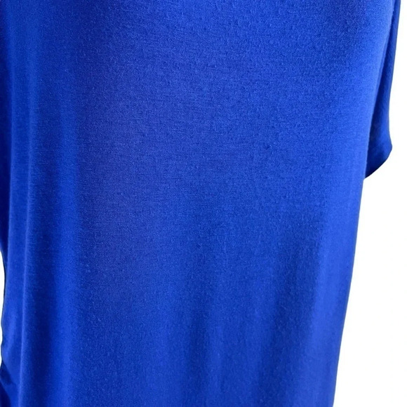 Aqua Colorblock Top XS Pointed Asymmetrical Hem Short Sleeves Round Neckline - Picture 7 of 8